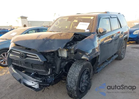 2024 Toyota 4Runner Sr5 Premium z USA, uszkodzony, nr VIN JTENU5JR2R6235364